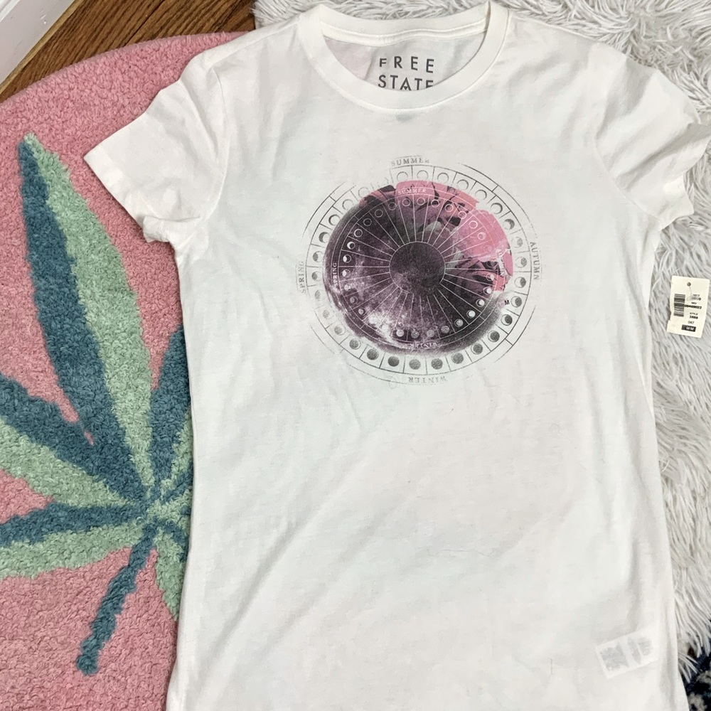 Free State Lunar Cycle Graphic Tee